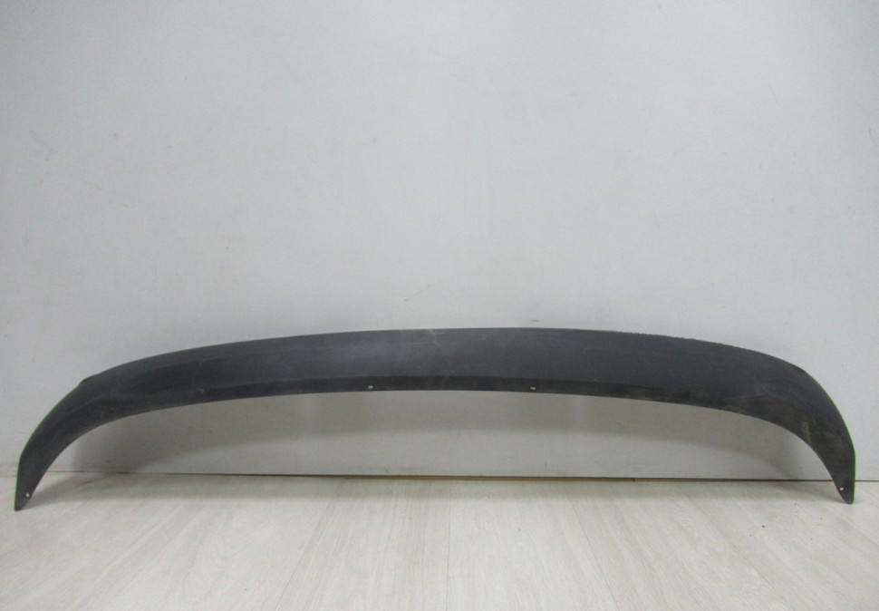 Спойлер заднего бампера Lada Vesta oem 8450008884 (скл-3)