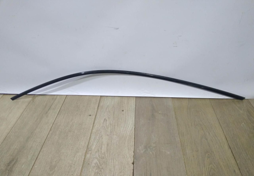 Молдинг рамки двери передний левый бу BMW X6 F16 OEM 7377383 Молдинг рамки двери передний левый бу BMW X6 F16 OEM 7377383