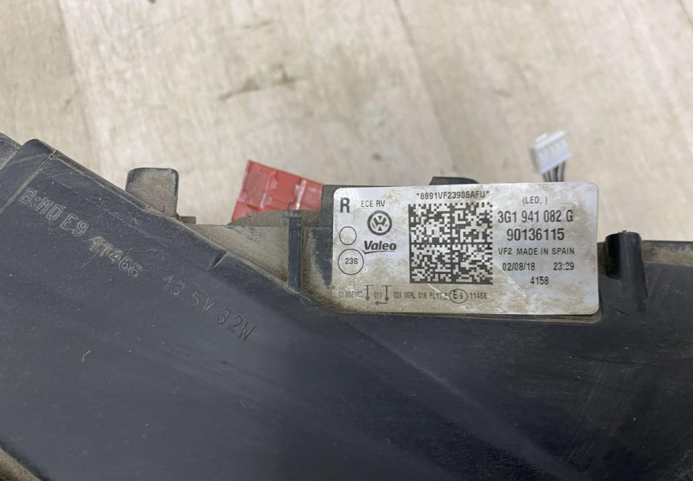 Фара правая Volkswagen Passat B8 2014 oem 3G1941082G Фара правая Volkswagen Passat B8 2014 oem 3G1941082G