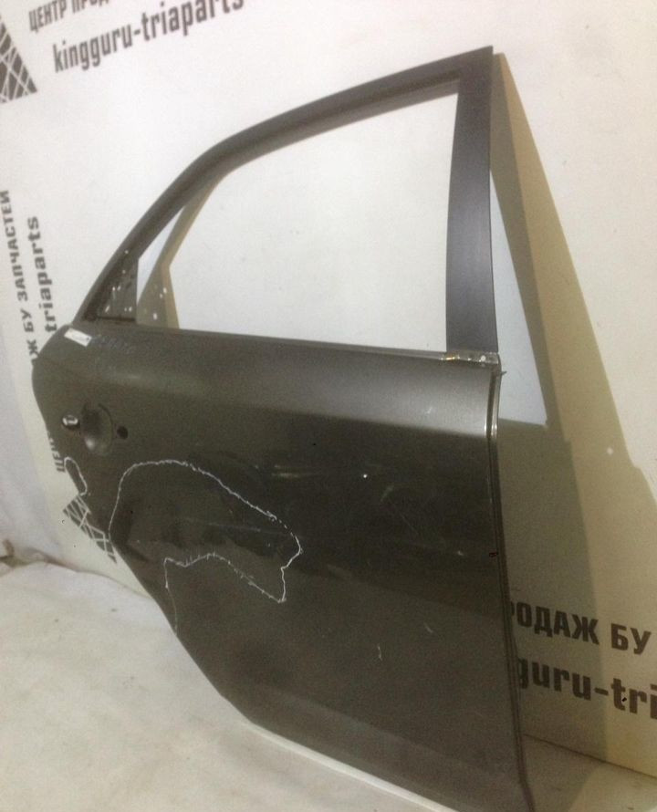 Дверь задняя правая Kia Cerato 2 oem 770041M010 (скл-3) Дверь задняя правая Kia Cerato 2 oem 770041M010 (скл-3)