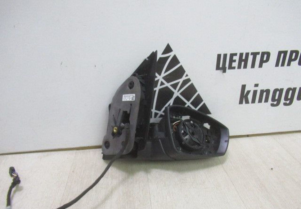 Зеркало правое  Volkswagen Polo 5 рест (8k) oem 6RU857502AQ