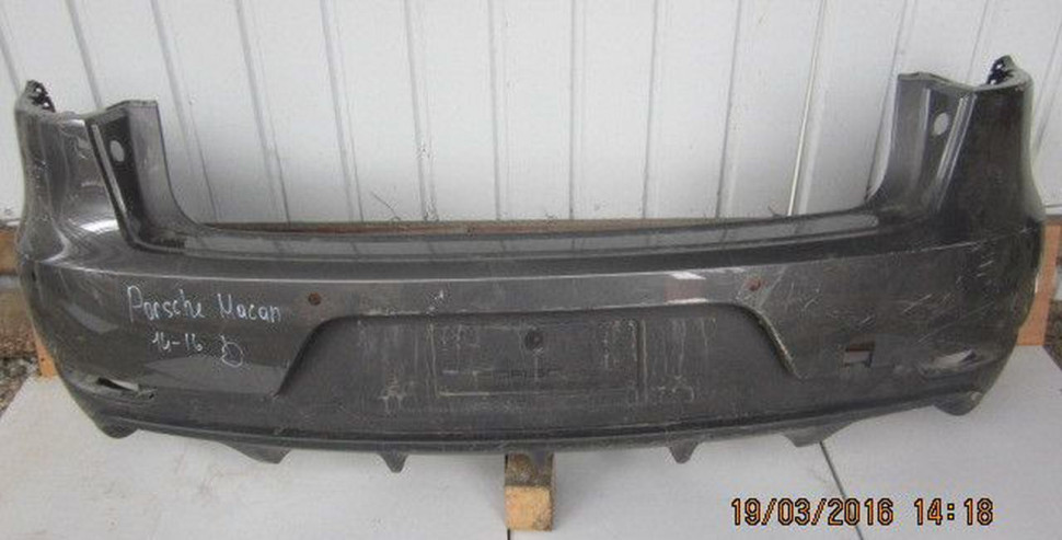 Бампер задний Porsche Macan 14-16 бу (Скл-3)