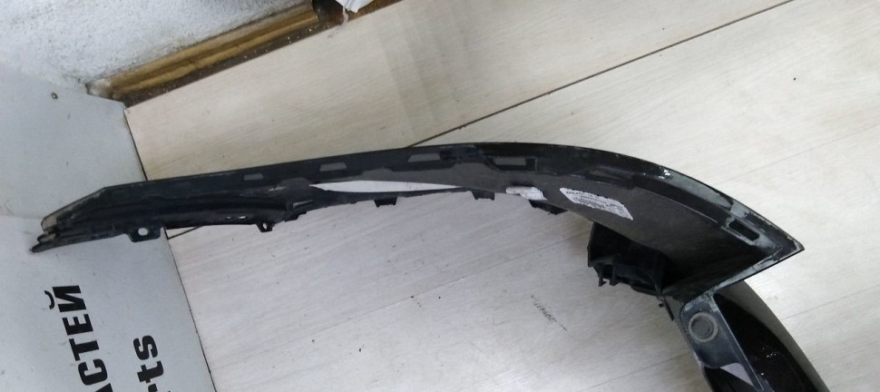 Бампер задний Volkswagen Touareg 3 oem 760807417