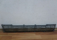 Решетка переднего бампера Lada Priora 2 oem 21704280305710