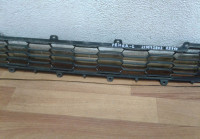 Решетка переднего бампера Lada Priora 2 oem 21704280305710