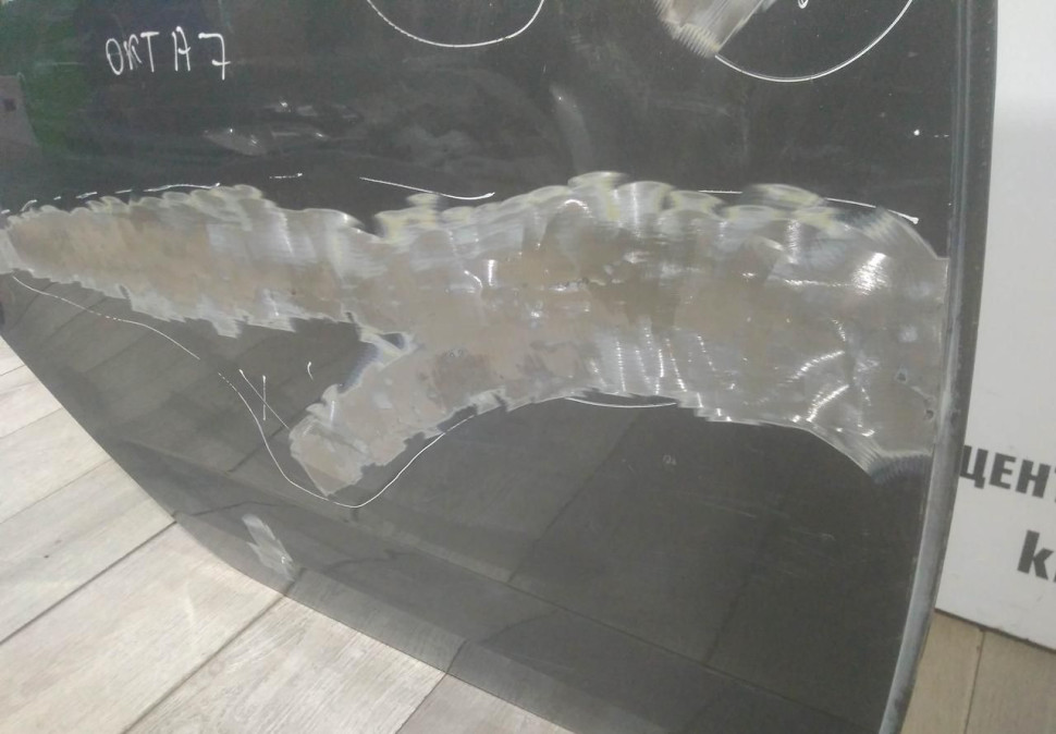 Дверь задняя правая бу Skoda Octavia A7 OEM 5E5833052A
