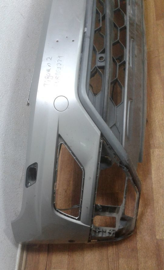 Бампер передний с юбкой Volkswagen Tiguan 2 oem 5nr807221 (скл-3) Бампер передний с юбкой Volkswagen Tiguan 2 oem 5nr807221 (скл-3)