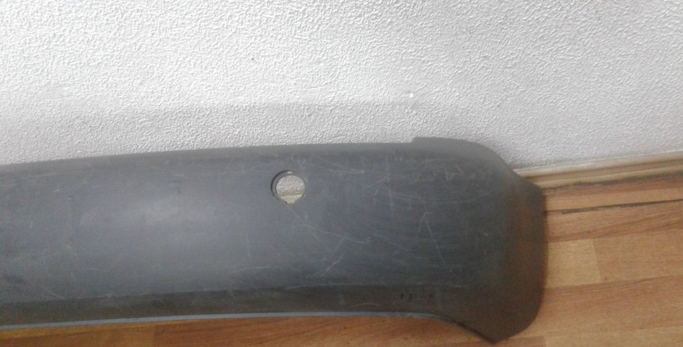 Бампер задний Volkswagen Caddy 3 oem 2K0807421 Бампер задний Volkswagen Caddy 3 oem 2K0807421