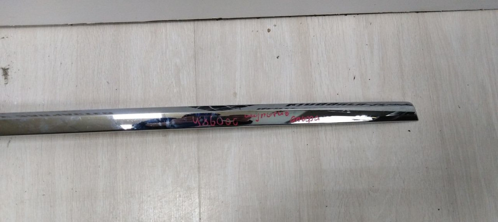 Молдинг крышки багажника Volkswagen Multivan T6 15-20 oem 7E0853079B Молдинг крышки багажника Volkswagen Multivan T6 15-20 oem 7E0853079B