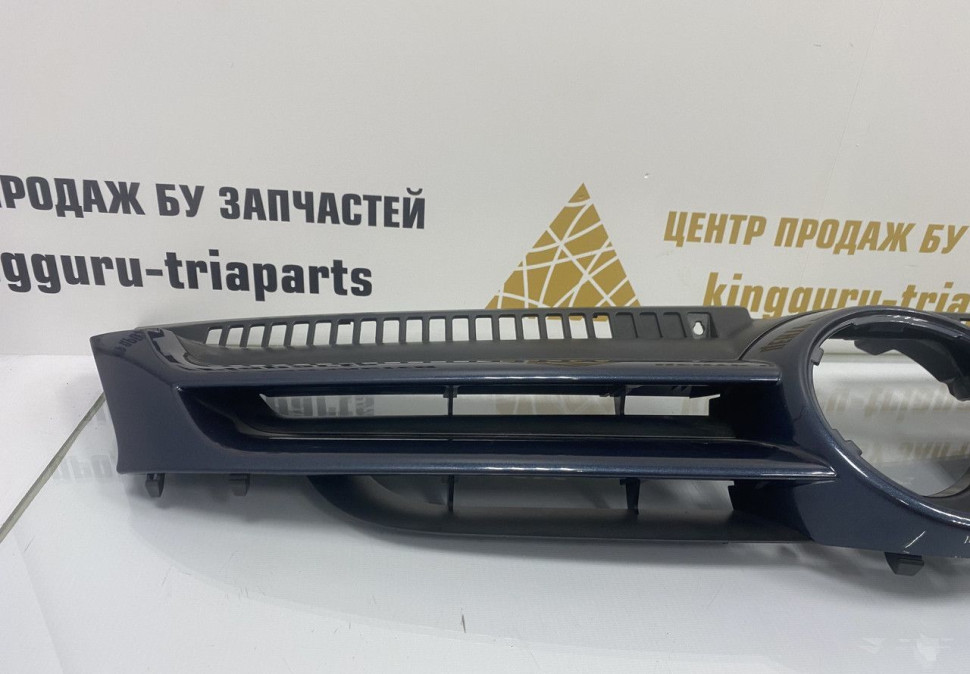 Решетка радиатора Volkswagen Golf Plus 1 05-09 Oem 5M0853655A Решетка радиатора Volkswagen Golf Plus 1 05-09 Oem 5M0853655A