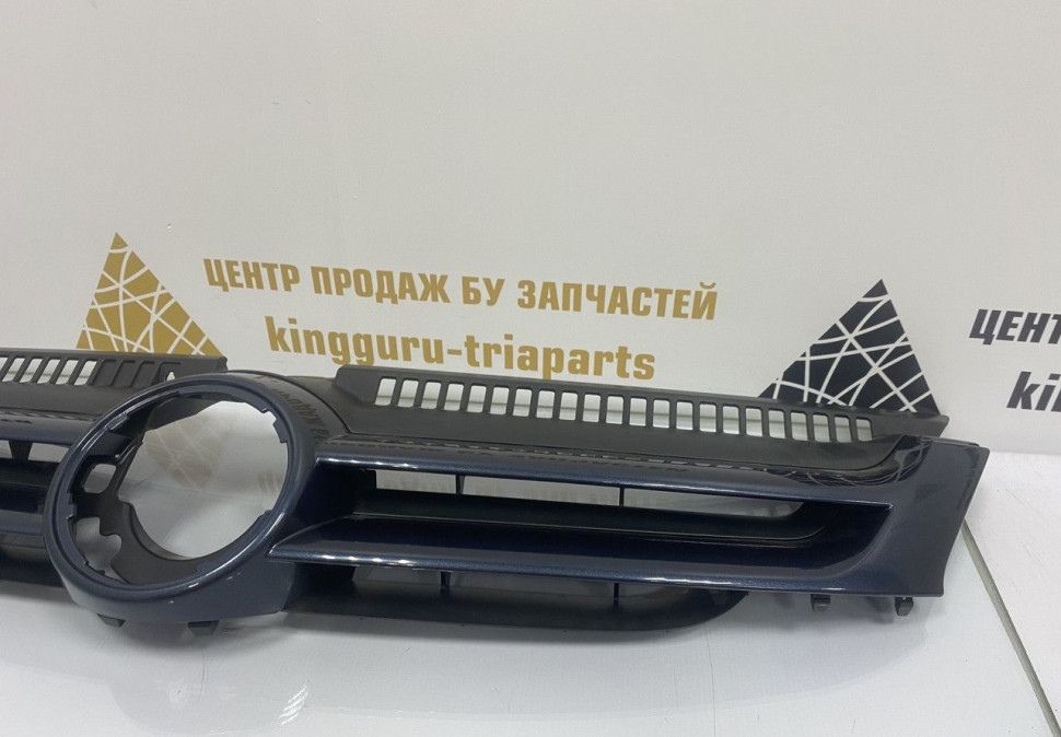 Решетка радиатора Volkswagen Golf Plus 1 05-09 Oem 5M0853655A Решетка радиатора Volkswagen Golf Plus 1 05-09 Oem 5M0853655A