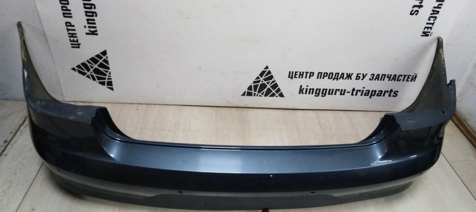 Бампер задний Volkswagen Passat B7 oem 3AE807417A