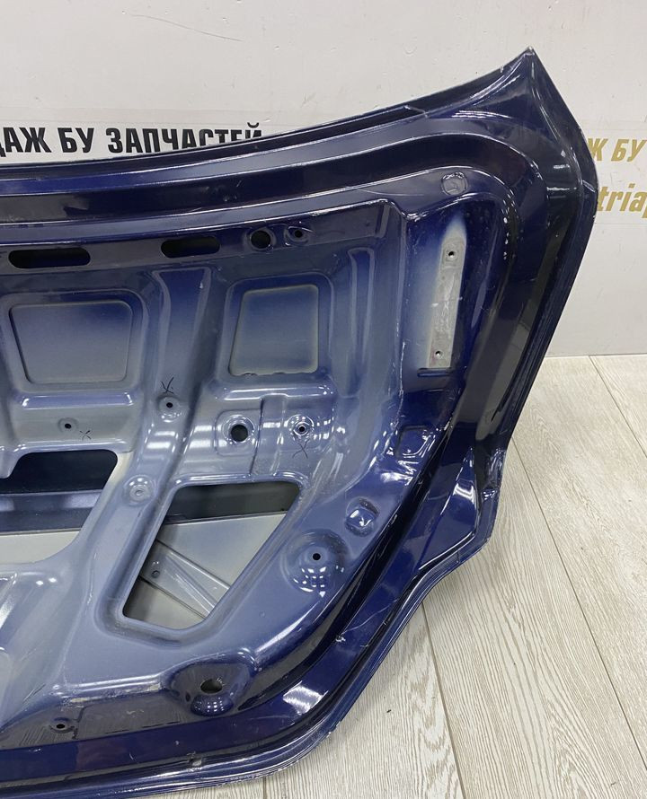 Крышка багажника Genesis G70 OEM 69200G9030 Крышка багажника Genesis G70 OEM 69200G9030