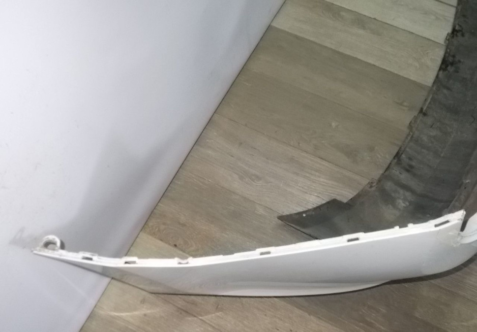 Бампер задний бу Skoda Rapid OEM 60U807421B (В) Бампер задний бу Skoda Rapid OEM 60U807421B (В)