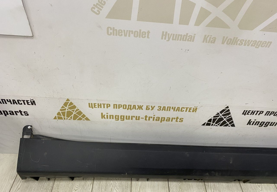 Порог правый BMW X5 G05 OEM 51777440928 51777420660