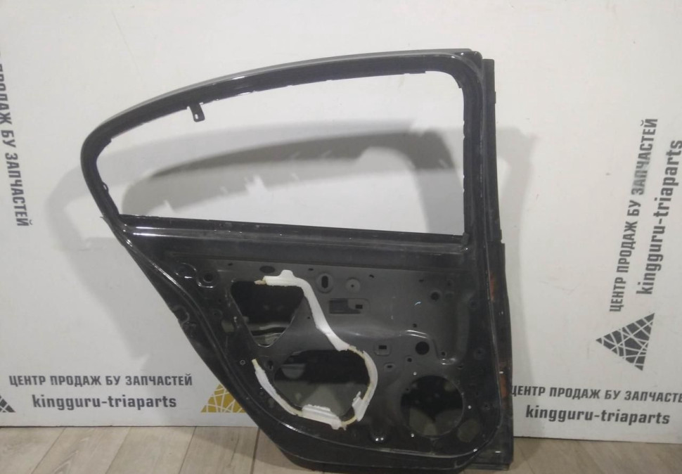 Дверь задняя левая бу Renault Laguna 3 OEM 821130001R Дверь задняя левая бу Renault Laguna 3 OEM 821130001R