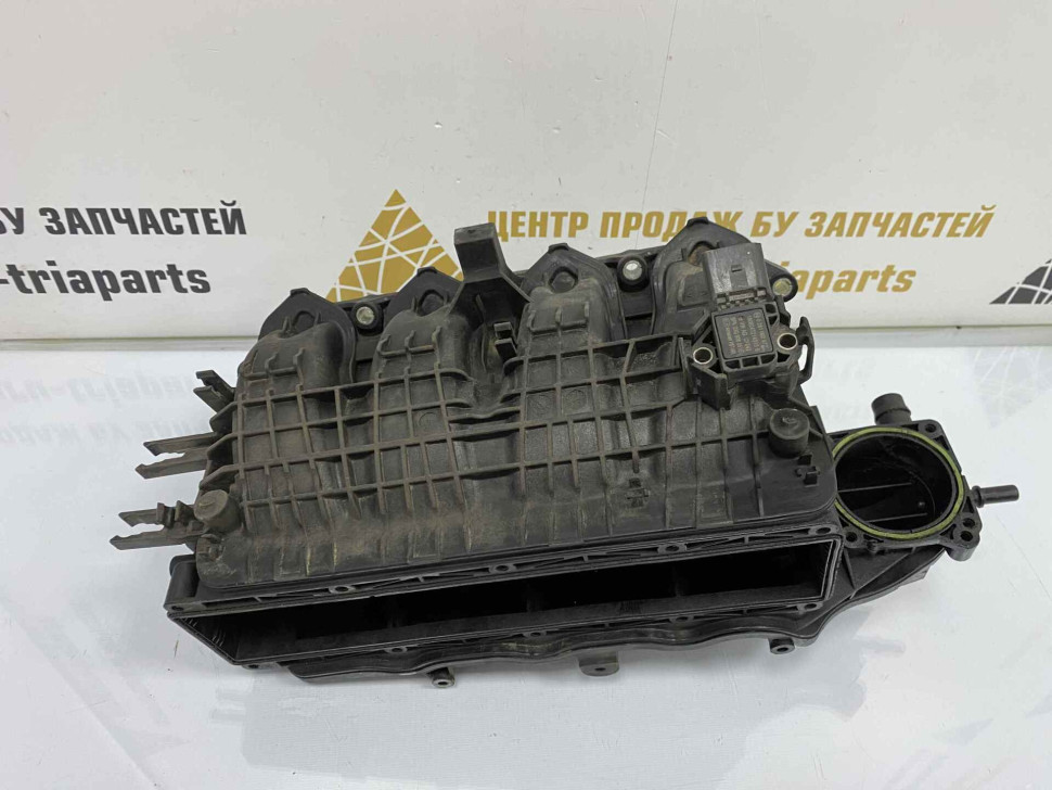 Впускной коллектор Skoda Octavia A7 1.4 OEM 04E129711L Впускной коллектор Skoda Octavia A7 1.4 OEM 04E129711L