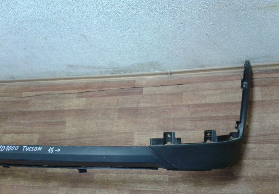 Юбка (губа) переднего бампера Hyundai Tucson (15>) oem 86512d7000 Юбка (губа) переднего бампера Hyundai Tucson (15>) oem 86512d7000