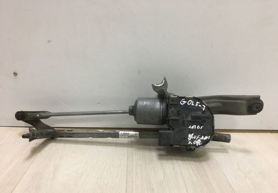 Моторчик стеклоочистителя передний Volkswagen Golf 7 oem 5g1955119a(сломано трапеции)