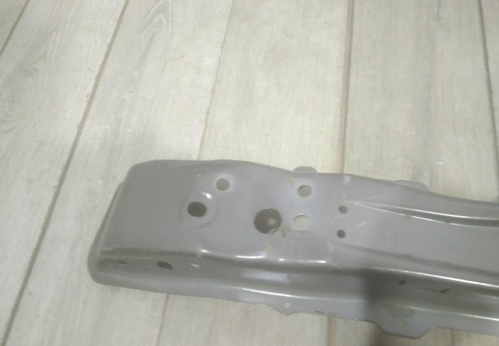 Усилитель переднего бампера бу Renault Logan 2 OEM 752100786R