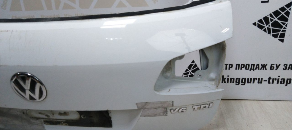 Крышка багажника Volkswagen Touareg 2  NF oem 7P6827025