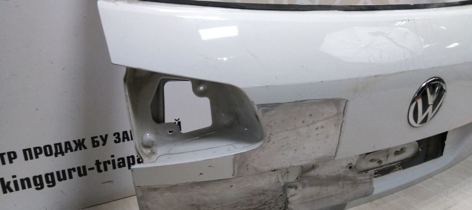 Крышка багажника Volkswagen Touareg 2  NF oem 7P6827025