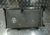 Радиатор охлаждения Lada Niva (21x21) oem 212141301012 (слом.1крепл) (дефекты) (скл-3)