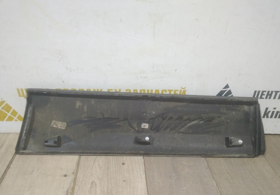 Молдинг двери задний правый бу Skoda Karoq OEM 57A854950