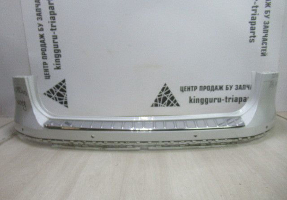 Бампер задний Volkswagen Touareg NF oem 7P6807421F