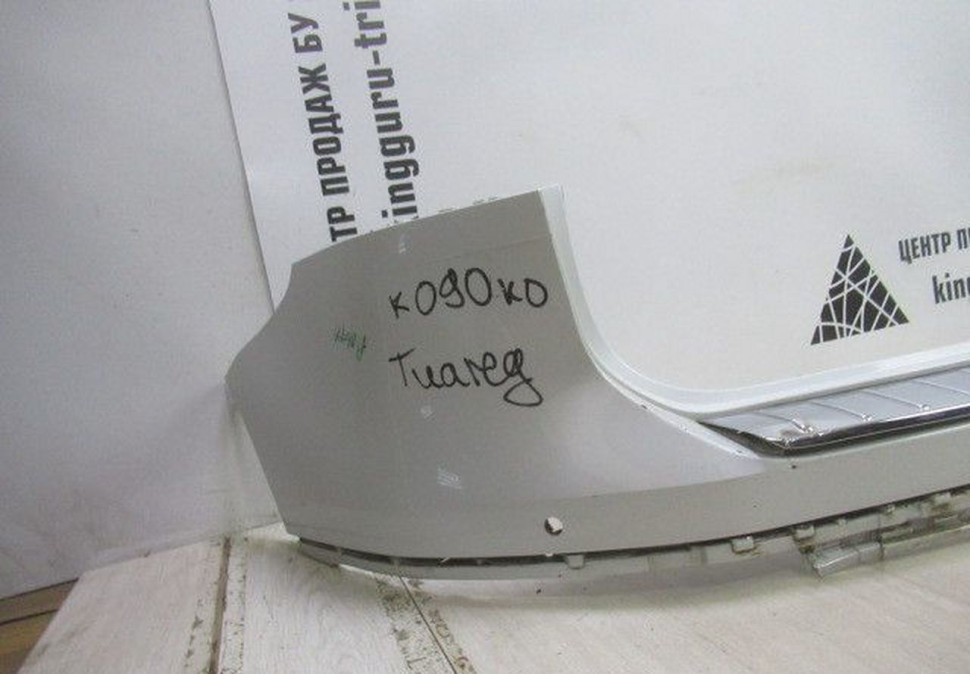 Бампер задний Volkswagen Touareg NF oem 7P6807421F Бампер задний Volkswagen Touareg NF oem 7P6807421F