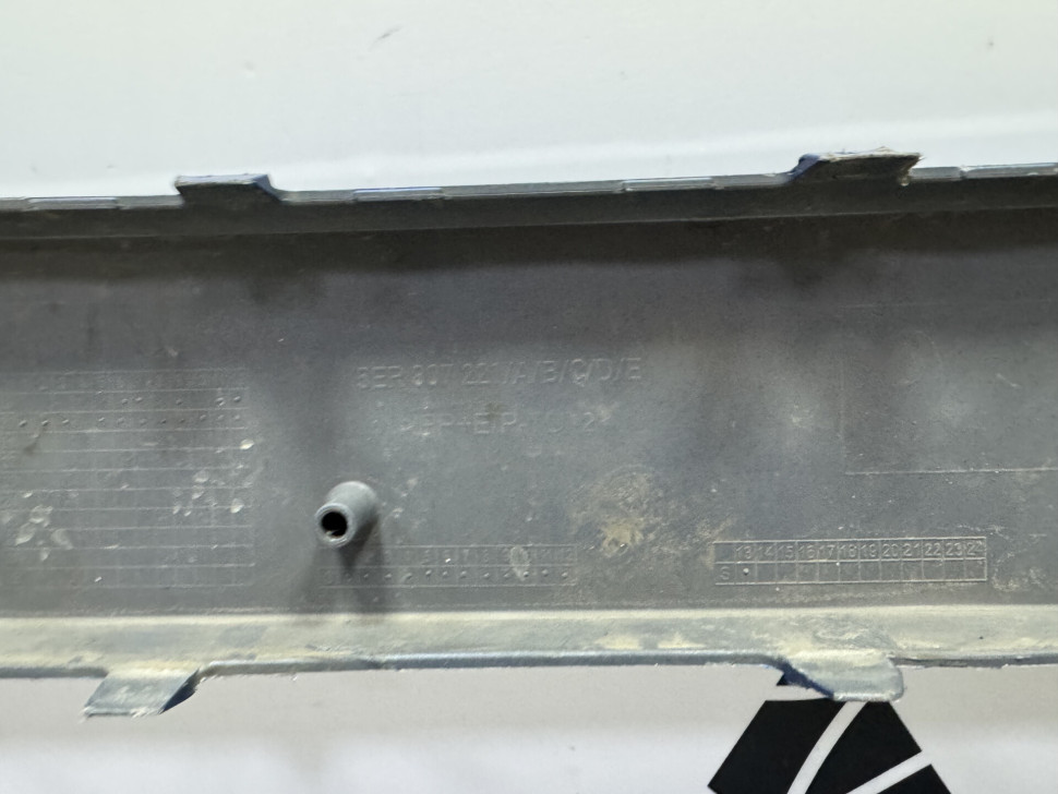 Бампер передний Skoda Octavia A8 OEM 5ER807221A Бампер передний Skoda Octavia A8 OEM 5ER807221A