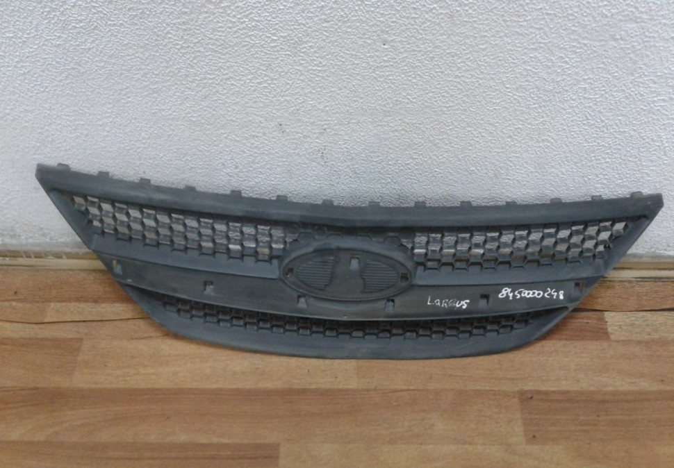 Решетка радиатора Lada Largus oem 8450000248 (скл-3)
