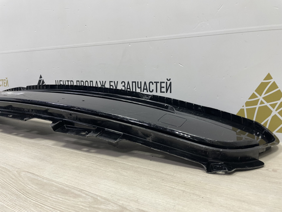 Решетка в бампер Kia Sorento 15- Oem 86560C5040 Решетка в бампер Kia Sorento 15- Oem 86560C5040