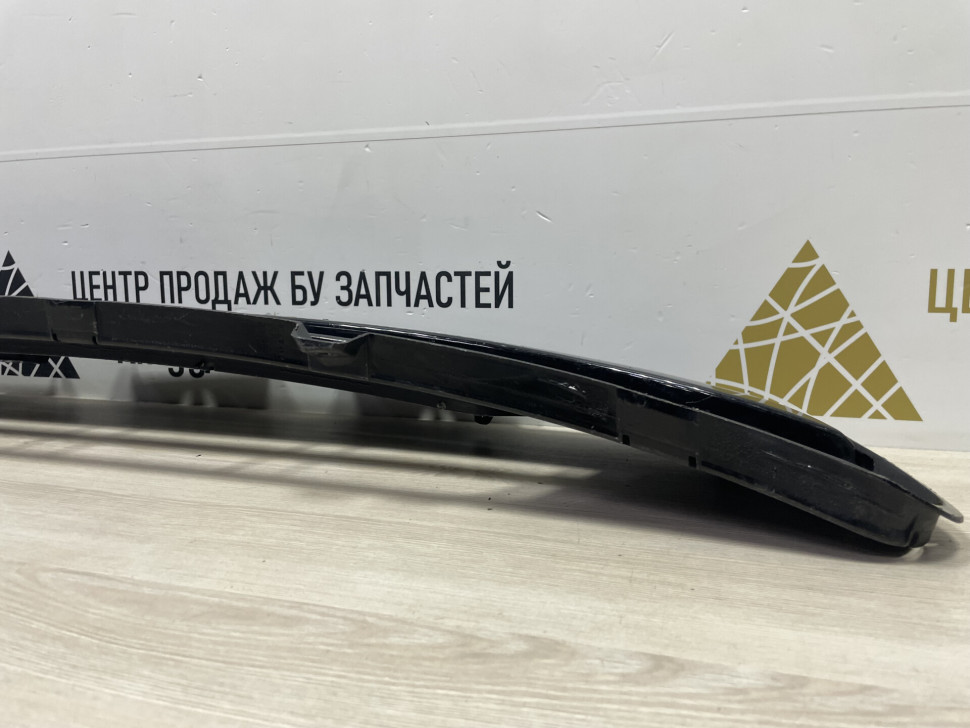 Решетка в бампер Kia Sorento 15- Oem 86560C5040 Решетка в бампер Kia Sorento 15- Oem 86560C5040