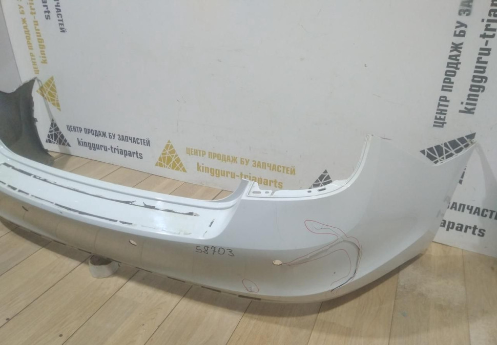 Бампер задний бу Skoda Rapid OEM 60U807421 (В) Бампер задний бу Skoda Rapid OEM 60U807421 (В)