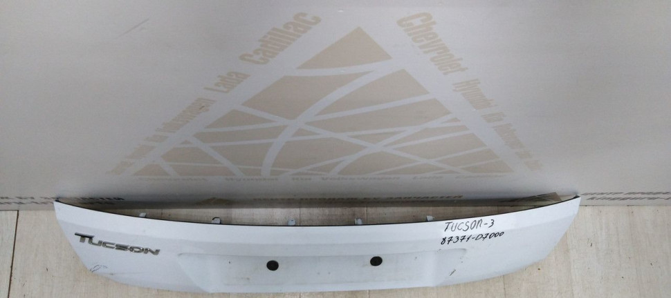 Накладка крышки багажника Hyundai Tucson 3 дорест 15-18 oem 87371d7000 (скл-3) Накладка крышки багажника Hyundai Tucson 3 дорест 15-18 oem 87371d7000 (скл-3)