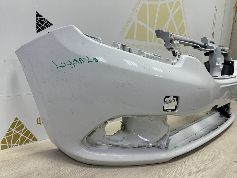 Бампер передний бу Renault Logan 2 OEM 620228143R