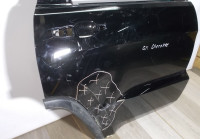 Дверь задняя правая бу Jeep Grand Cherokee WK2