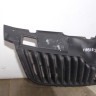 Решетка радиатора бу Skoda Fabia 2 OEM 5J0853668C