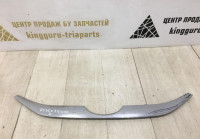 Молдинг решетки радиатора Hyundai IX35 (10-15) oem 863522Y000