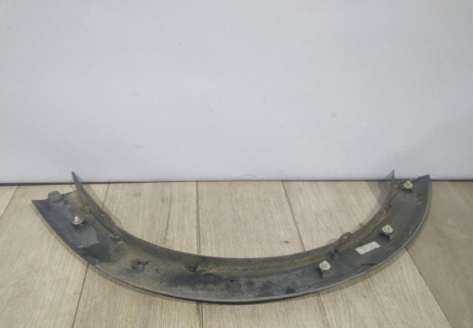 Молдинг крыла передний правый бу Renault Sandero Stepway 2 OEM 638740772R