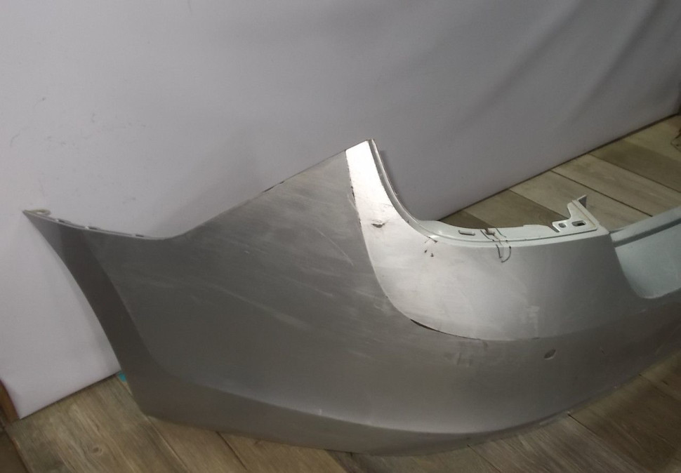 Бампер задний бу Skoda Rapid OEM 60U807421