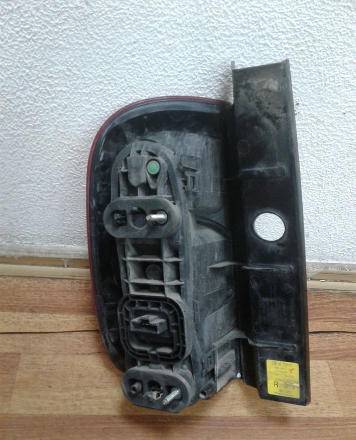 Фонарь правый Renault Duster (11-14) oem 265500033 (скл-3)