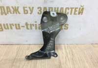 Кронштейн переднего крыла левый Skoda Octavia A8 OEM 5E3821227