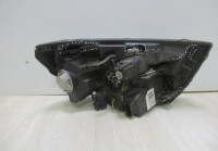 Фара передняя левая (гал)  Lada Vesta (15>) oem 21803711011 (трещ.в корп.(слом все крепл) (скл-3)