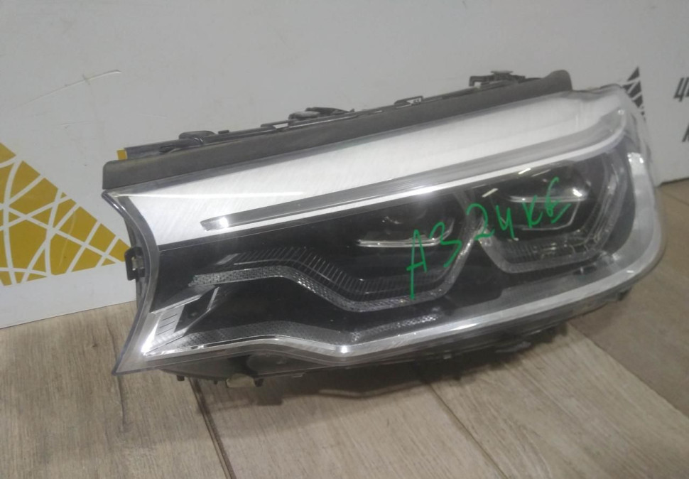 Фара ЛЭД LED адаптивная левая бу BMW 5 G30 OEM 63117214957