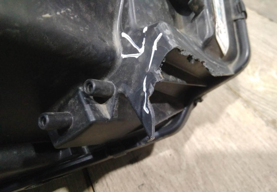 Фара левая бу Renault Logan 2 рестайлинг OEM 260606078R Фара левая бу Renault Logan 2 рестайлинг OEM 260606078R