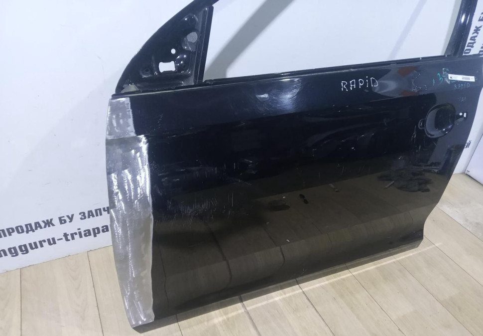Дверь передняя левая Skoda Rapid OEM 5JA831051B Дверь передняя левая Skoda Rapid OEM 5JA831051B