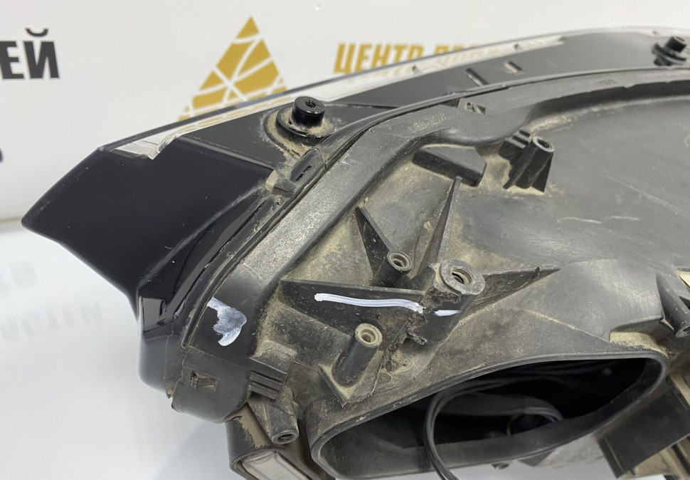 Фара правая Volkswagen Passat B8 2014 oem 3G1941082G