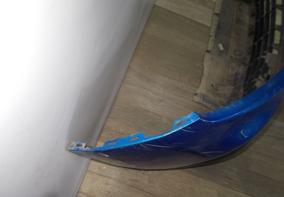 Бампер передний бу Renault Sandero Stepway 2 рестайлинг OEM 620220494R (В) Бампер передний бу Renault Sandero Stepway 2 рестайлинг OEM 620220494R (В)